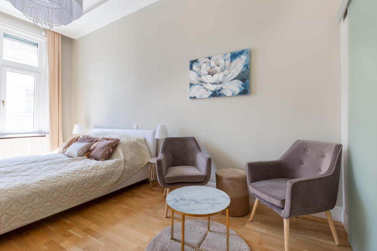 Designer Luxury Home In The Jewish Quarter Budapest Exterior photo